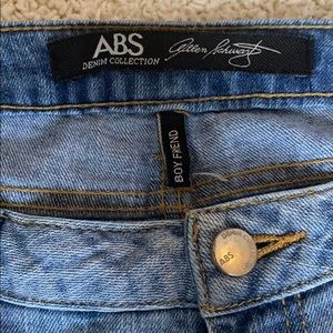 ABS boyfriend jeans